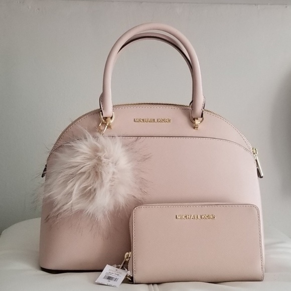 MICHAEL Michael Kors Handbags - 🔥LAST SET🔥NWT AUTHENTIC MK BAG & WALLET SET